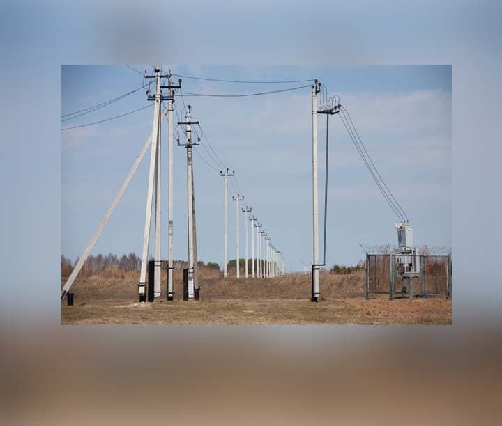 construction of 10 kW high voltage lines