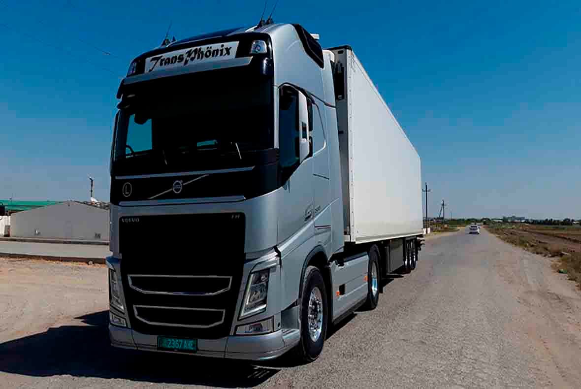 refrigerator truck