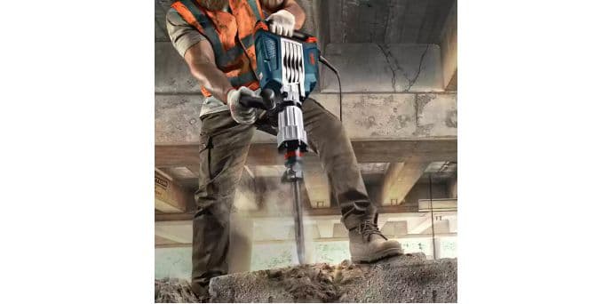 Concrete breaker hammer