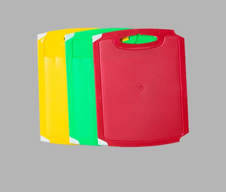 plastic cutting boards